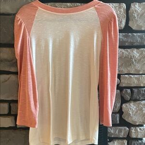 Doe & Rae Coral and Cream Top